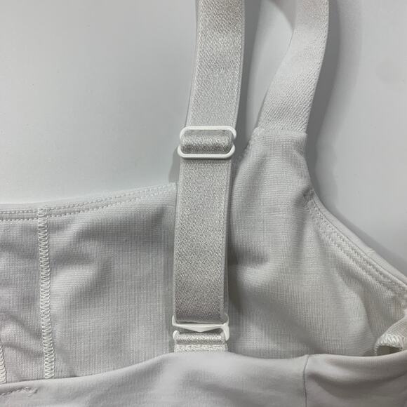 Lululemon Sports Bra Womens 4 White Longline Adjustable Thick Strap Unpadded - Picture 8 of 12